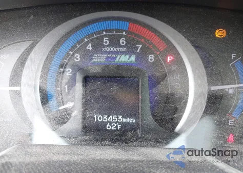 2010 Honda Insight Ex from USA, damaged, VIN JHMZE2H72AS017909